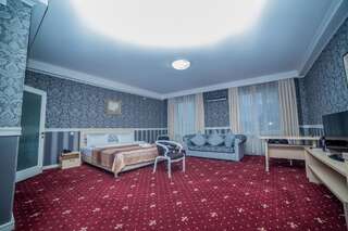 Отель Hotel Orto Asia Ош Двухместный номер с 1 кроватью или 2 отдельными кроватями (для 1-2 взрослых)-4